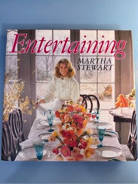 Vintage Martha Stewart “Entertaining” 1982 Hardcover Cookbook (1)